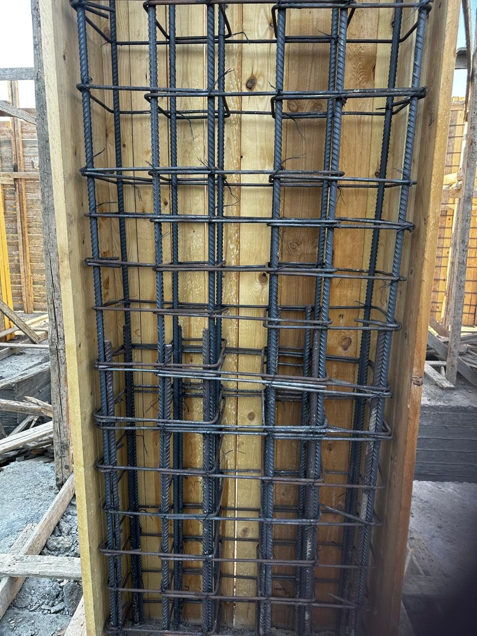 Bait Elwatan RC column reinforcement in formwork