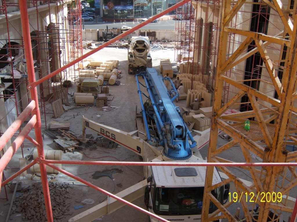 Bin Sulaiman concrete pour with pump