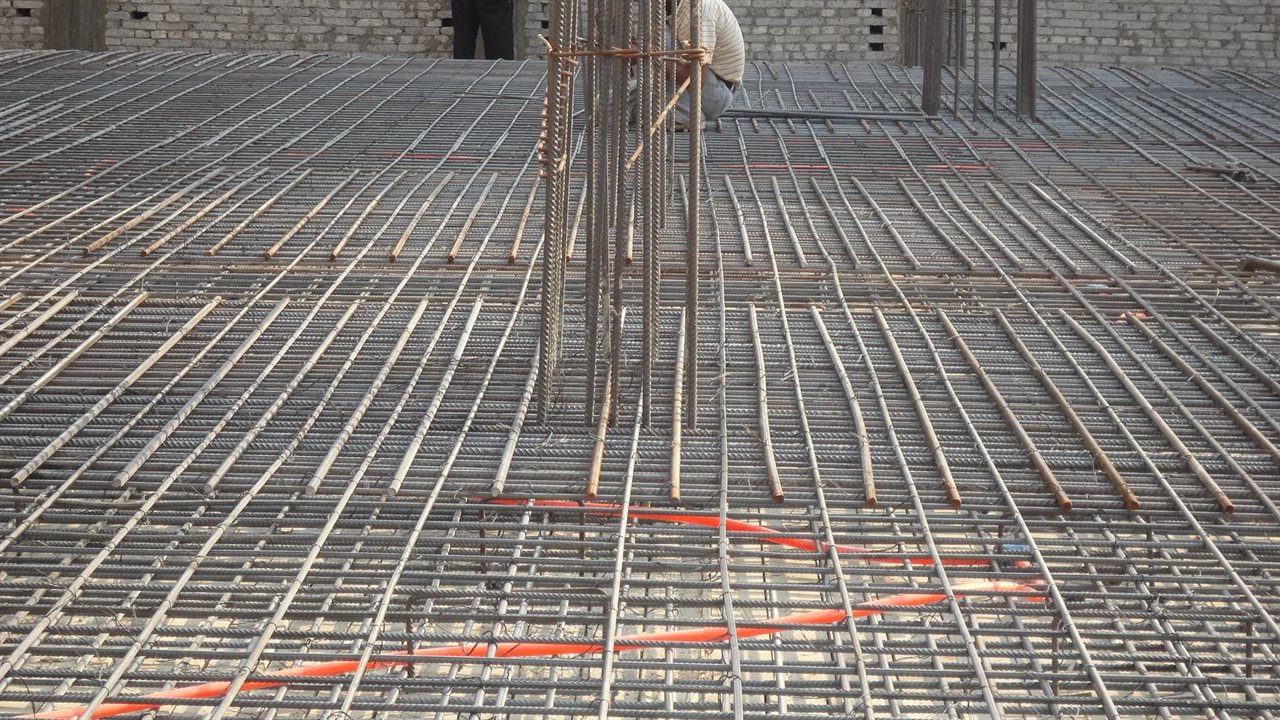 Sheriff Plaza roof slab top reinforcement