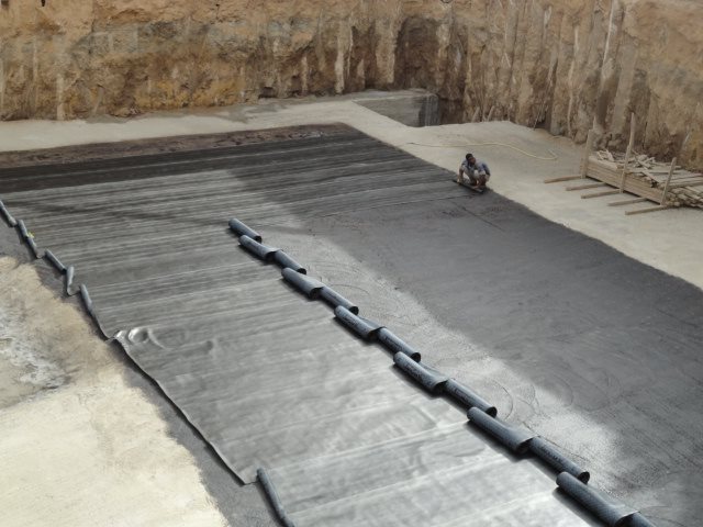 Sheriff Plaza foundation bituminous membrane
